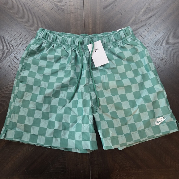 Nike Other - Nike Mens Green Checkered Woven Shorts FN3098-365 Medium New Athletic Workout